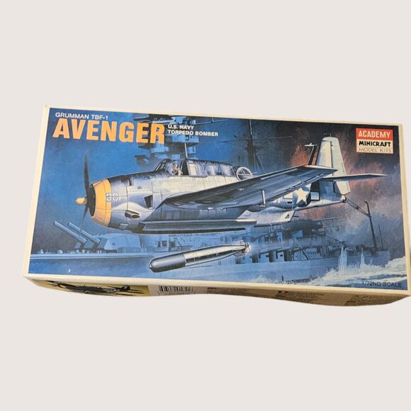 Grummen TBF-1 Avenger US Navy Torpedo Bomber -_ ITEM #4308 - Picture 1 of 5